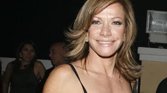 Μαριάννα Λάτση | Με ολόσωμη σιέλ δαντελένια φόρμα σε εκδήλωση