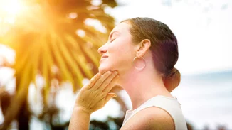 Γιατί δεν πρέπει να ξεχνάς ποτέ το αντηλιακό προσώπου