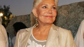 Τζωρτίνα Σερπιέρη | Η γοητευτική κόρη της Μαρινέλλας στους Δελφούς