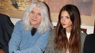 Νίκος Καρβέλας | Η "θυσία" που έκανε για την κόρη του, Σοφία