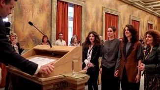 "Η αγάπη νικάει" | H Αλεξία Μπεζίκη και η Δανάη Δεληγεώργη παντρεύτηκαν γράφοντας ιστορία