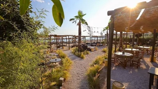 Τhe C Beach Restaurant | Το νέο location στην παραλία της Βούλας καλωσορίζει το ελληνικό καλοκαίρι