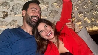 Ο Σάκης Τανιμανίδης εύχεται στη Χριστίνα του | Οι τρυφερές φωτογραφίες με τη σύζυγό του