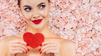 Valentine's Day | 14 κομψά μανικιούρ για τις 14 του μήνα