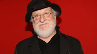 Η εξομολόγηση του Διονύση Σαββόπουλου | "Μού αφαίρεσαν μισό πνευμόνι, κι ύστερα μπήκα σε κάποιες θεραπείες"