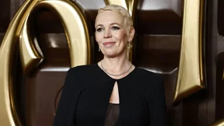Η Οlivia Colman λέει ότι θα αμειβόταν καλύτερα, αν ήταν άνδρας