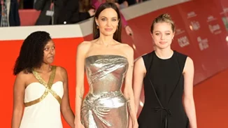 Sailo Jolie Pitt | Η έφηβη κόρη των Jolie - Πιτ σε μια σπάνια solo εμφάνιση με νέο look