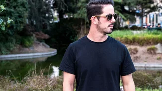 Τι σημαίνει αν φοράς φοράς συνέχεια μαύρα ρούχα