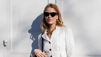 5 συμβουλές για να ντυθείς με στιλ στο γραφείο όταν έχει ζέστη