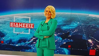 Η Σία Κοσιώνη επέστρεψε στο τηλεοπτικό πλατό αγκαλιά με τον γιο της "Το γνωστό ζούληγμα της Ελληνίδας μάνα"