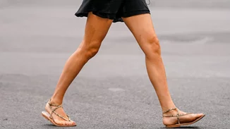 Τα must have παπούτσια για το καλοκαίρι από τη συλλογή Tsakiris Mallas