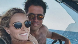 Μαριάννα Γουλανδρή & Φίλιππος Λαιμός | Η ανέμελη πόζα με μαγιό από τις διακοπές τους στις Κυκλάδες