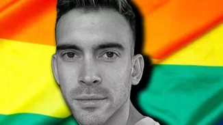 Ιάσονας Μανδηλάς | "Είμαι ομοφυλόφιλος, έχω μάθει όλα αυτά τα χρόνια να κρύβομαι" (vid)