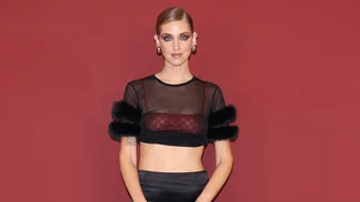 Η Chiara Ferragni με φόρεμα της Βάσιας Κωσταρά που είναι must για το φθινόπωρο