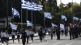 Ολοκληρώθηκε η μαθητική παρέλαση στην Αθήνα