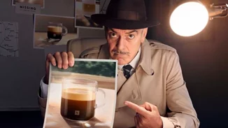 Ο George Clooney γίνεται Detective George στη νέα τηλεοπτική διαφήμιση της Nespresso