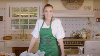 Η Κάτια Ζυγούλη μάς δίνει τη συνταγή για το πιο νόστιμο σπιτικό ψωμί