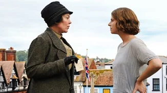 Μικρά Πρόστυχα Γράμματα | Η πιο δροσερή κωμωδία του καλοκαιριού