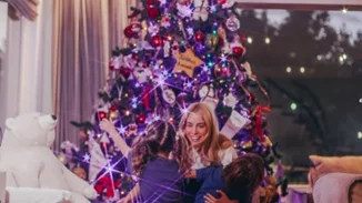 Δούκισσα Νομικού | Το (ολοφώτεινο) σπίτι της μύρισε Χριστούγεννα