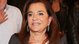 Ντόρα Μπακογιάννη | "Ανοίγει" το σπίτι της στην πρώτη εμφάνιση μετά την αποκάλυψη του προβλήματος υγείας