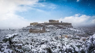 Τηλεργασία σήμερα σε δημόσιο και ιδιωτικό τομέα - Τηλεκπαίδευση στα σχολεία - Πώς θα λειτουργήσουν τα καταστήματα