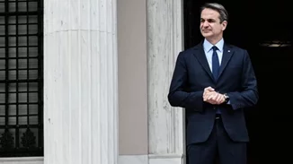 "Γρίφος" η Κυριακή των εκλογών | Πού θα κάτσει η "μπίλια" - Οι αστάθμητοι παράγοντες που μπορεί να ανατρέψουν τον σχεδιασμό