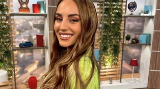 Ανδρομάχη Δημητροπούλου | Η εκπρόσωπος της Κύπρου στη φετινή Eurovision έχει τα πιο ωραία (και πιο μακριά) μαλλιά ever