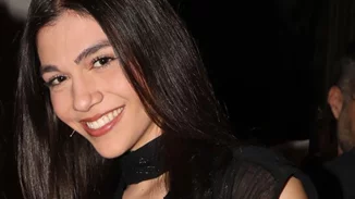 Η Μελίνα Νικολαΐδη με το χρώμα κραγιόν που θα φορέσουμε όλες φέτος το φθινόπωρο