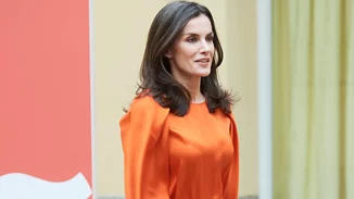 Βασίλισσα Letizia | Η κομψή εμφάνιση με φόρεμα που είχε ξαναφορέσει το 2006