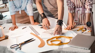 "Emotional Clothing" από τη σχεδιάστρια Iga Węglińska