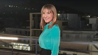 "Κουράγιο, τα πρώτα 20 χρόνια είναι δύσκολα" | Η Μάρα Ζαχαρέα μιλά από την εμπειρία της ως μητέρα