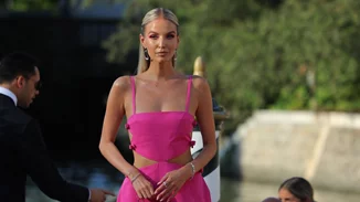 Αυτές είναι οι ιδανικές αποχρώσεις για εσένα που είσαι καλεσμένη σε καλοκαιρινό γάμο