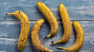 3 συνταγές για να αξιοποιήσεις δημιουργικά τις ώριμες μπανάνες