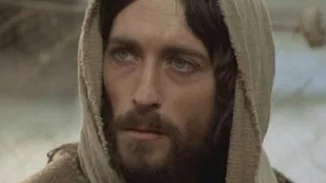 12 πράγματα που δεν ήξερες για τη θρυλική σειρά "Ο Ιησούς Από Τη Ναζαρέτ"