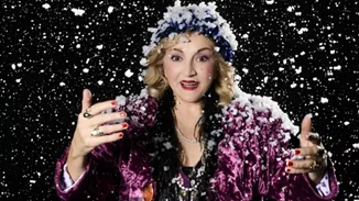 "Η Μητέρα του Σκύλου" | Πρώτες αποκλειστικές φωτογραφίες