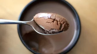 Η απόλυτη mocha mousse | Αφράτη, σοκολατένια και έτοιμη σε 10 λεπτά!