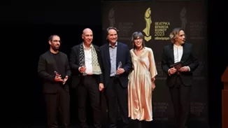 Θεατρικά Βραβεία Κοινού 2023 από το "αθηνόραμα": Δείτε τους νικητές!