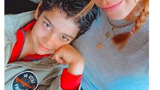 Γνωστή Ελληνίδα τραγουδίστρια μόλις αποκάλυψε ότι ο γιος της θα αποκτήσει αδερφάκι