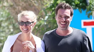 Ο Σάββας και η Αναστασία Θεοδωρίδη στο άγαλμα της Ελευθερίας στις ΗΠΑ