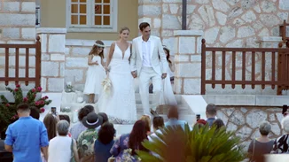 Δανάη Μιχαλάκη – Γιώργος Παπαγεωργίου | Οι νέες τρυφερές φωτογραφίες από τον γάμο τους