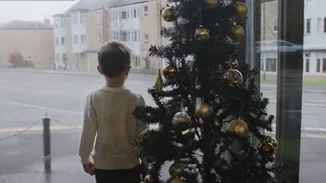 M. Βρετανία | Το συγκινητικό βίντεο για τα "φτωχικά" Χριστούγεννα που έχει γίνει viral