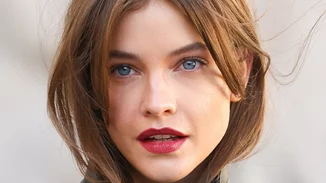 Θες γωνίες μοντέλου; Κάνε αυτές τις "γκριμάτσες" και δες το πρόσωπό σου να μεταμορφώνεται