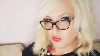 Βανέσα Βενέτη | Η γνωστή ακτιβίστρια δέχτηκε τρανσφοβική επίθεση έξω από τον εργασιακό της χώρο