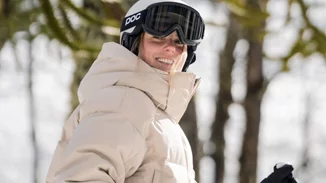 Αυτό είναι το ιδανικό μπουφάν για κρύο και χιόνι από την Oysho | Θα το βρεις σε έκπτωση