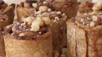 Cinnamon rolls με τορτίγια και μήλο | Η πιο λαχταριστή παραλλαγή