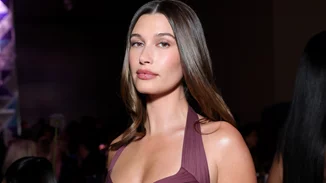 Το viral κόλπο του TikTok για να αποκτήσεις ζουμερά χείλη όταν δεν έχεις χρόνο