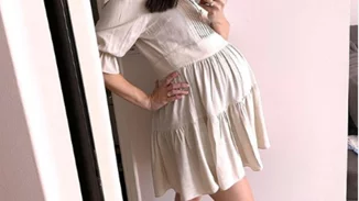 Πρώην παίκτρια του ελληνικού Next Top Model ποζάρει στον 8ο μήνα της εγκυμοσύνης της