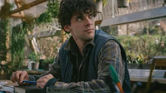 Αυτή η σειρά εκθρόνισε το Adolescence από την πρώτη θέση του Netflix