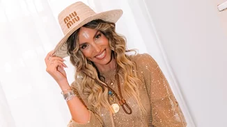 Η Αθηνά Οικονομάκου με το μπικίνι που κάθε γυναίκα χρειάζεται στη συλλογή της