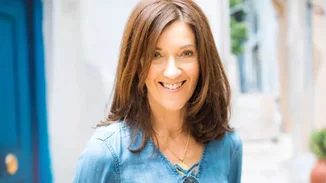 H Victoria Hislop στο 65ο Φεστιβάλ Κινηματογράφου Θεσσαλονίκης | Ο ρόλος που αναλαμβάνει